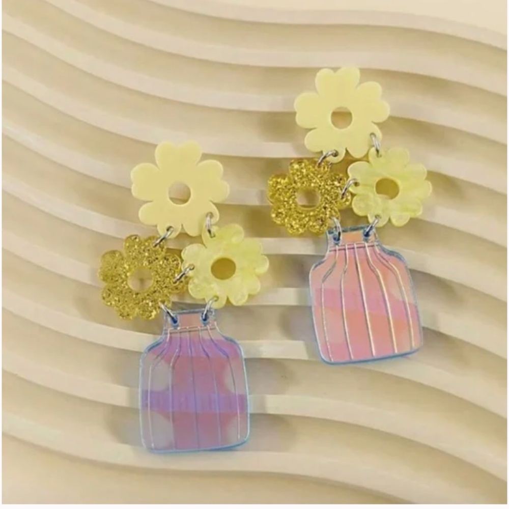 ❤️ FREE Flower Vase Hipster Floral Hippie Art Chic Glam Girly Modern Earrings
